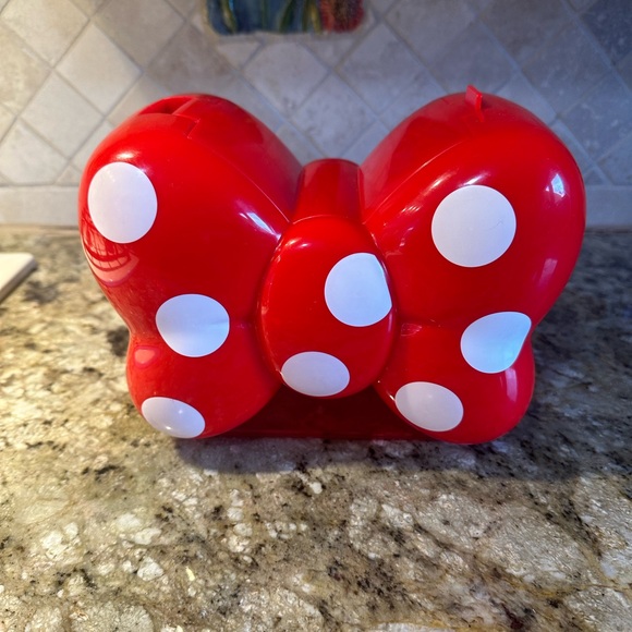 Minnie’s Bow Tokyo Disney Resort Popcorn Bucket - Picture 5 of 8